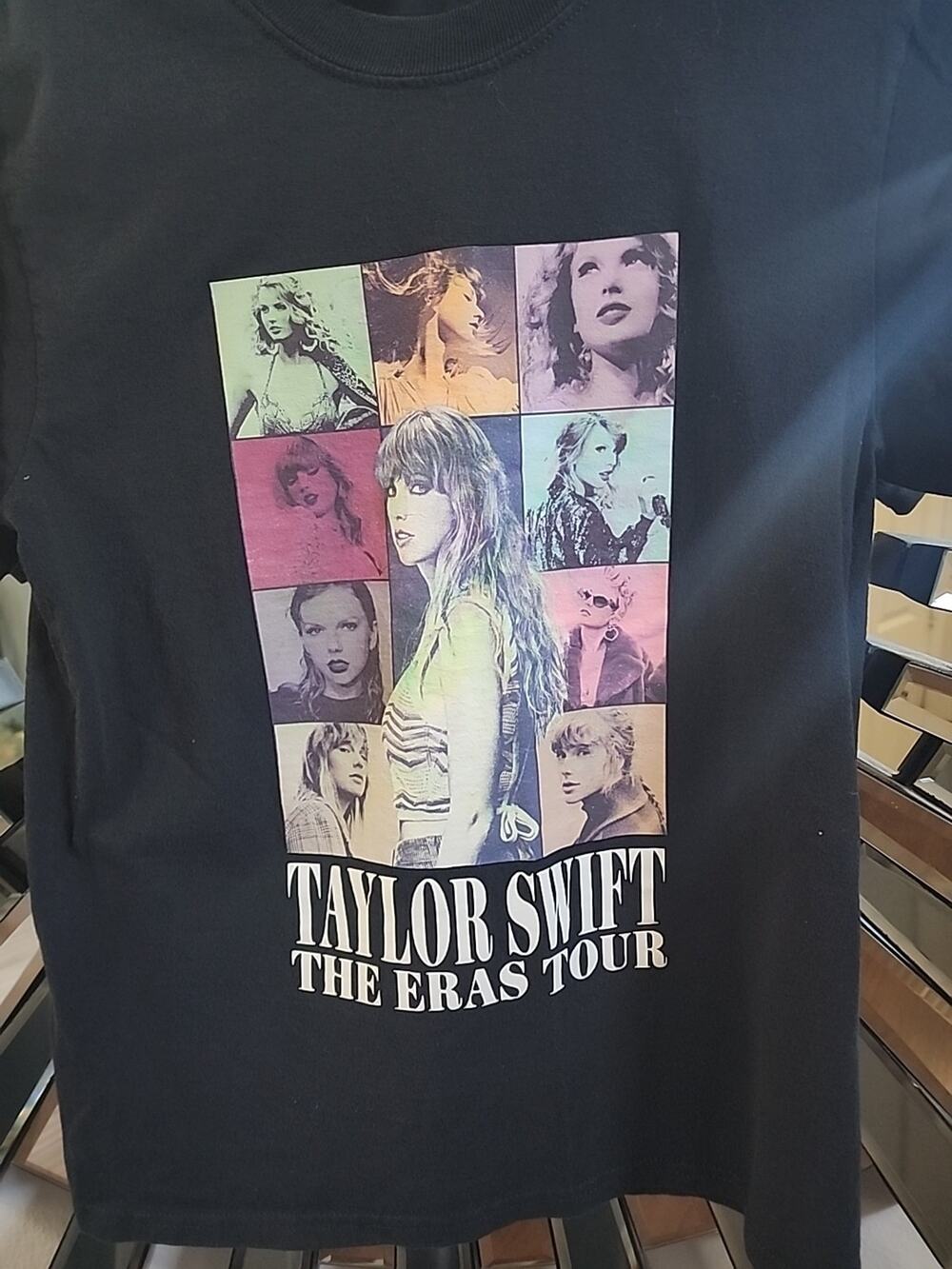 Taylor Swift The Eras Tour Official Merch Black T-Shirt Size Large Concert Wear